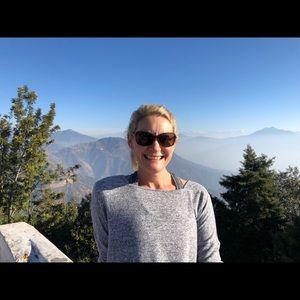 Meet your Posher, Jenny